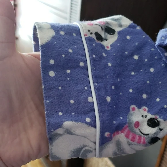 Character Women's Purple Pajama Set with Fun Polar Bear Print - Picture 6 of 10